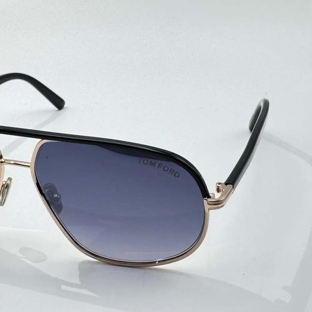 Tom Ford Sunglasses Maxwell TF1019 28B Black Gold Aviator Frame Gray Gradient